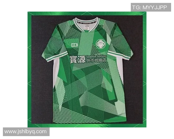 绿茵传奇齐聚一堂足球巨星深情致敬永不陨落的黑豹精神